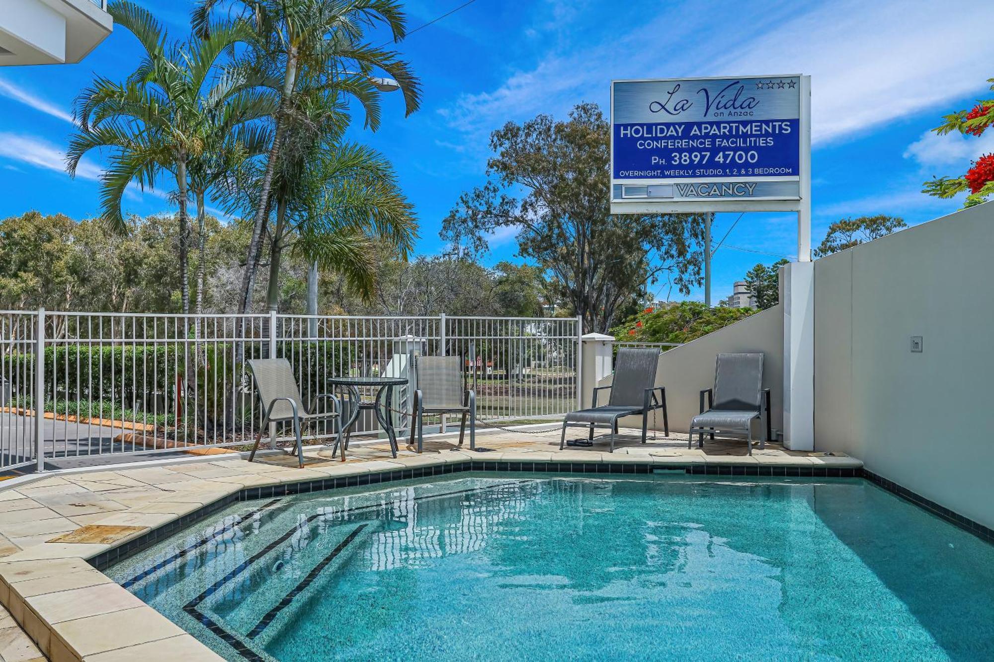Aparthotel La Vida On Anzac Redcliffe Exterior foto