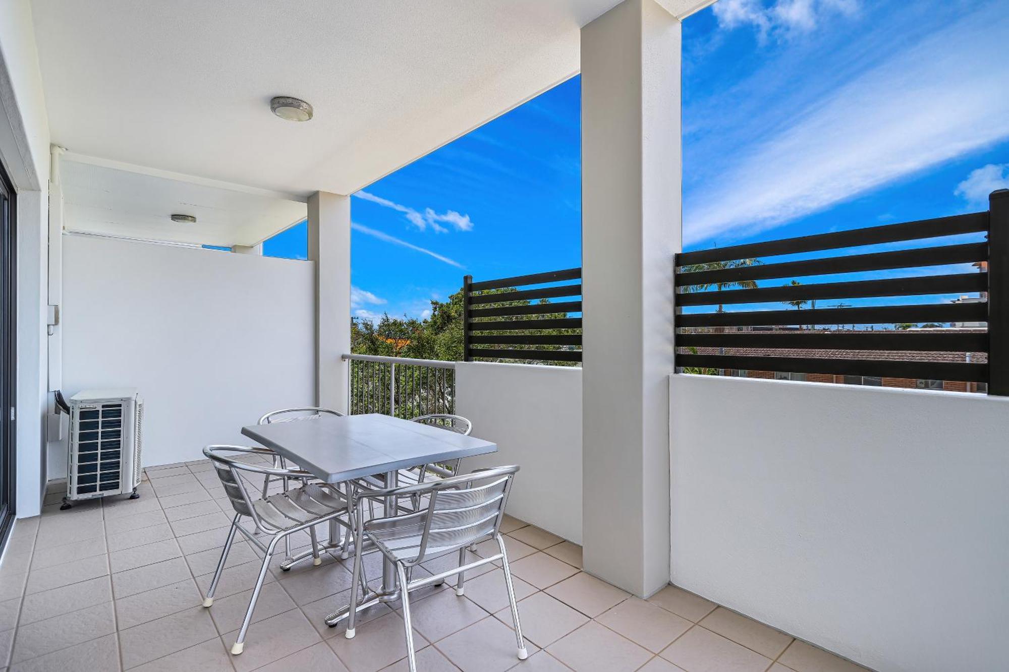 Aparthotel La Vida On Anzac Redcliffe Exterior foto