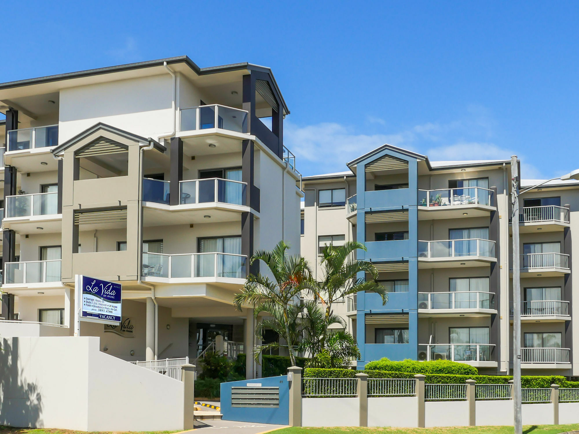 Aparthotel La Vida On Anzac Redcliffe Exterior foto